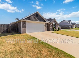 4440 W Havana Ave, Fayetteville, AR 72704