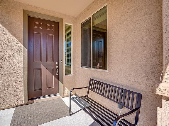 2nd image of 1053 W Pastora Peak Dr