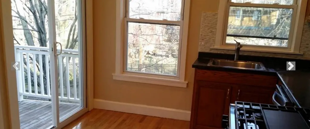 1 bed, 9999 sqft, $1,095 — Photo 2