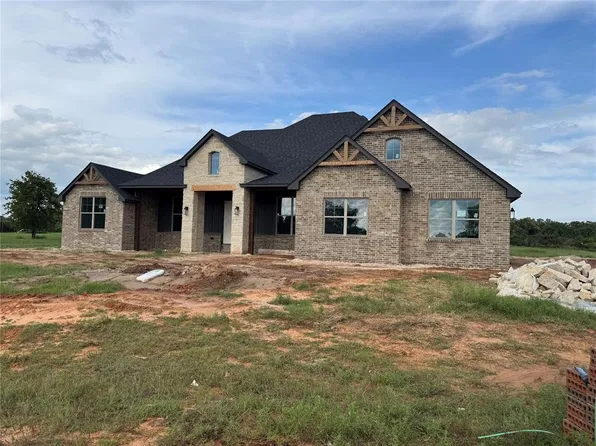 1256 Hidden View Acres Dr, Blanchard, OK 73010