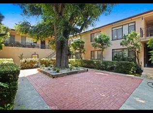 1118 S Fairfax Ave #16, Los Angeles, CA 90019