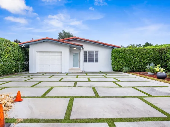 2121 Red Rd, Miami, FL 33155