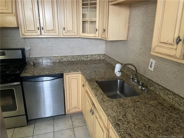 71 Strawberry Hill Avenue #915, Stamford, CT 06902