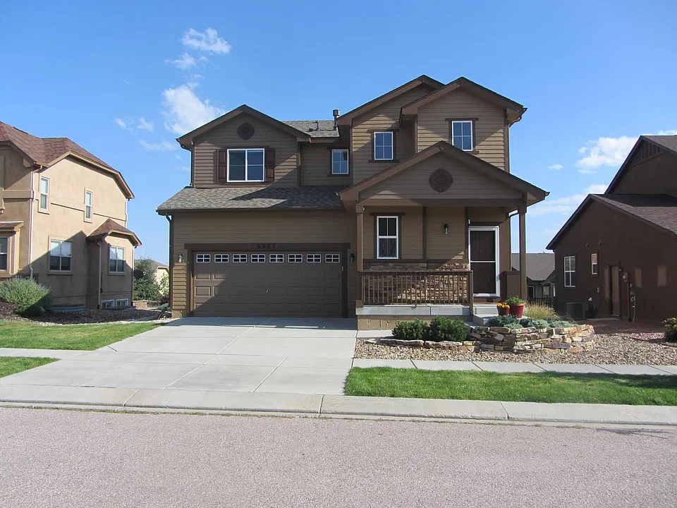 6263 Adamants Dr