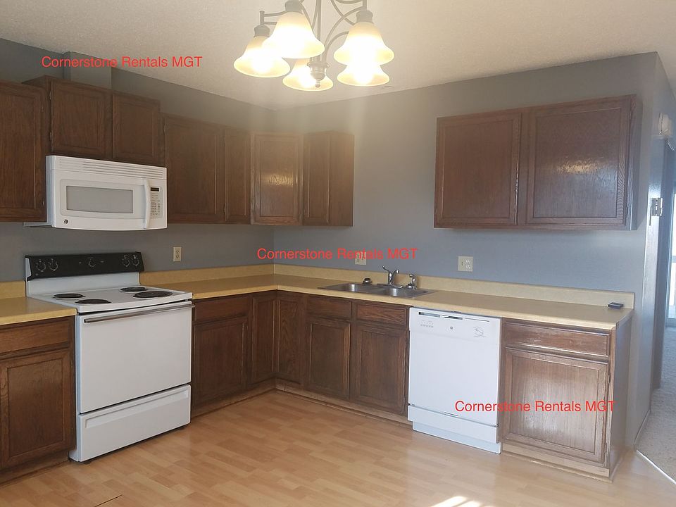 1st image of 918 9th Ave SE
