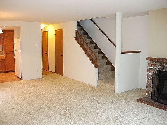 4th image of 5201 81st Pl SW APT 1