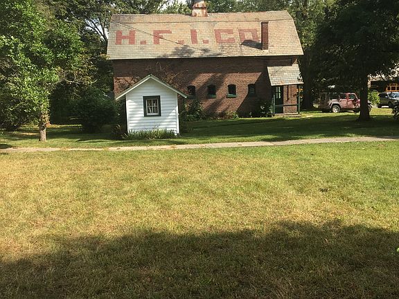 2nd image of 35 Glenwood Ave