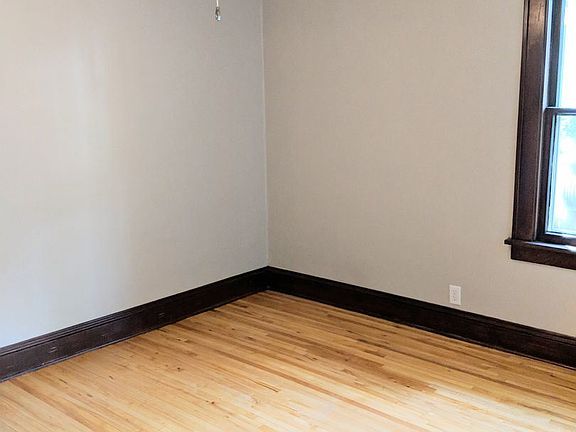 5th image of 1702 Laurel Ave #9918418