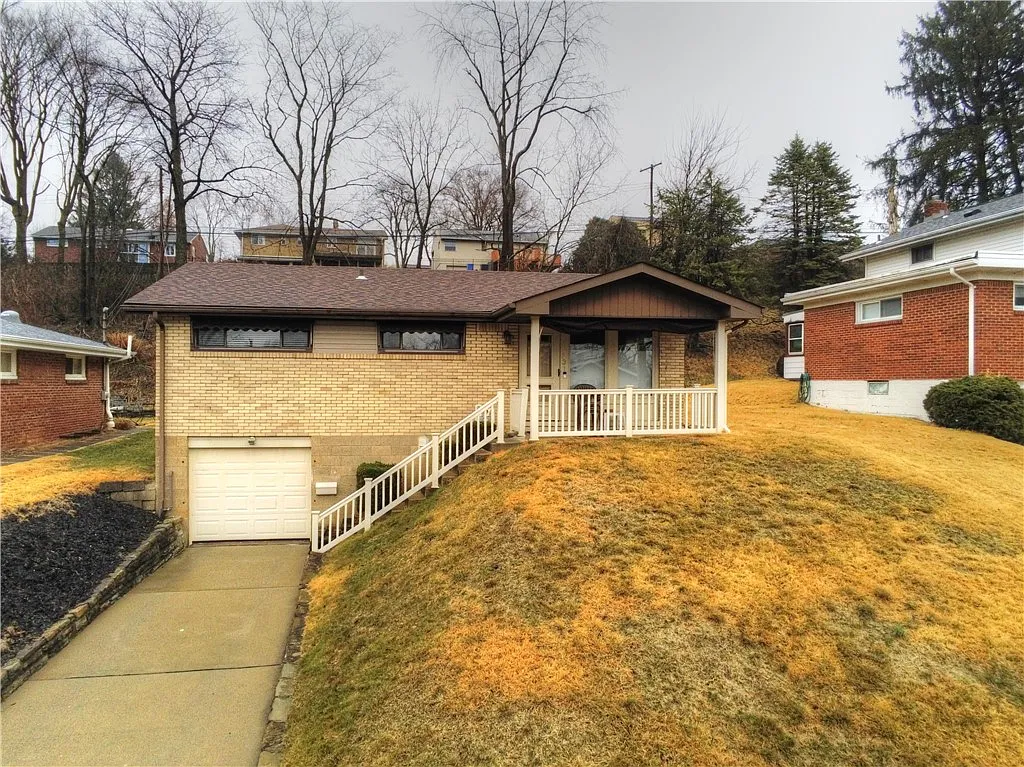 231 Cherrydell Dr photo 1