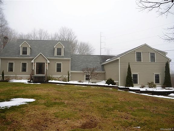 3rd image of 5 Cortland Pl