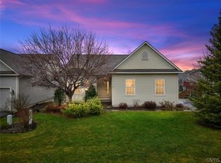 15 S Village Dr, Cazenovia, NY