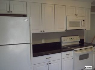 345 Spring St APT 2, Newport, RI 02840