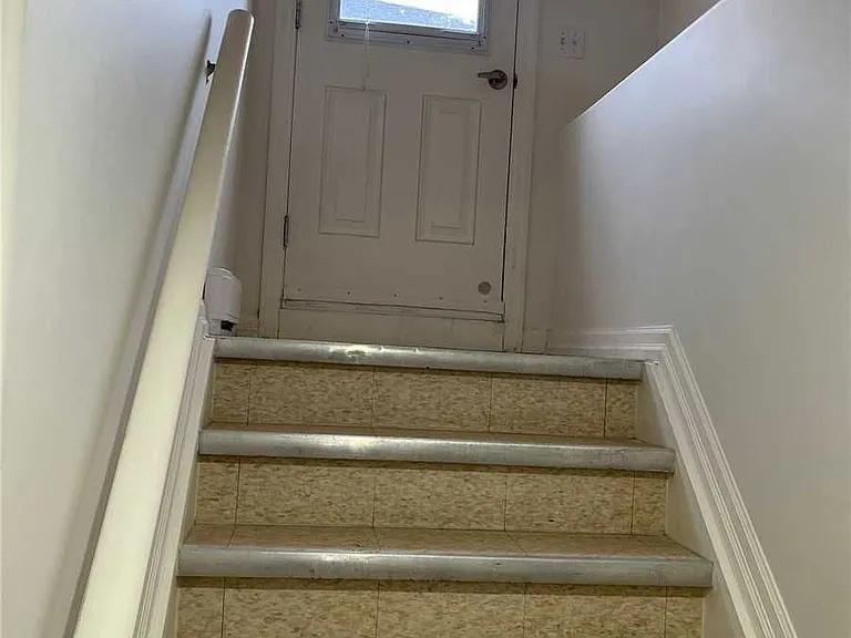38 River Dr #1 — Photo 18