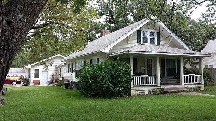 1st image of 308 S Lincoln St