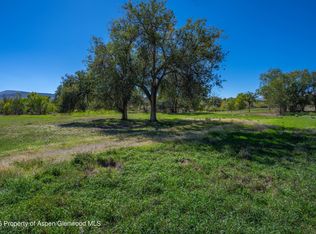 301 W 16th St, Rifle, CO 81650