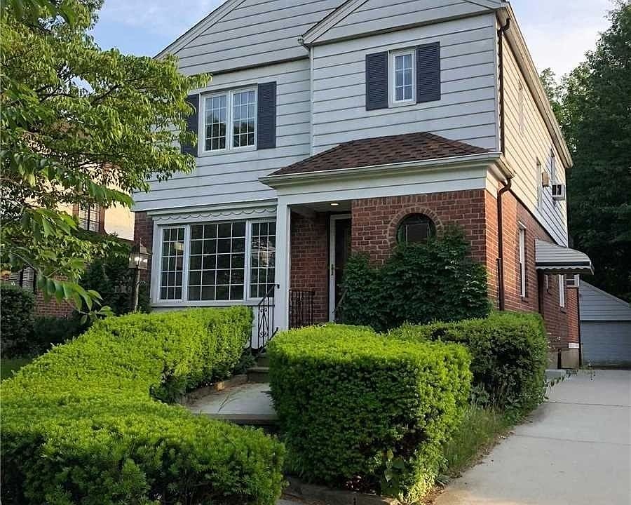 1st image of 85-42 Chevy Chase St