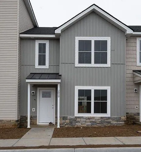 2917 Locust Grove Ct