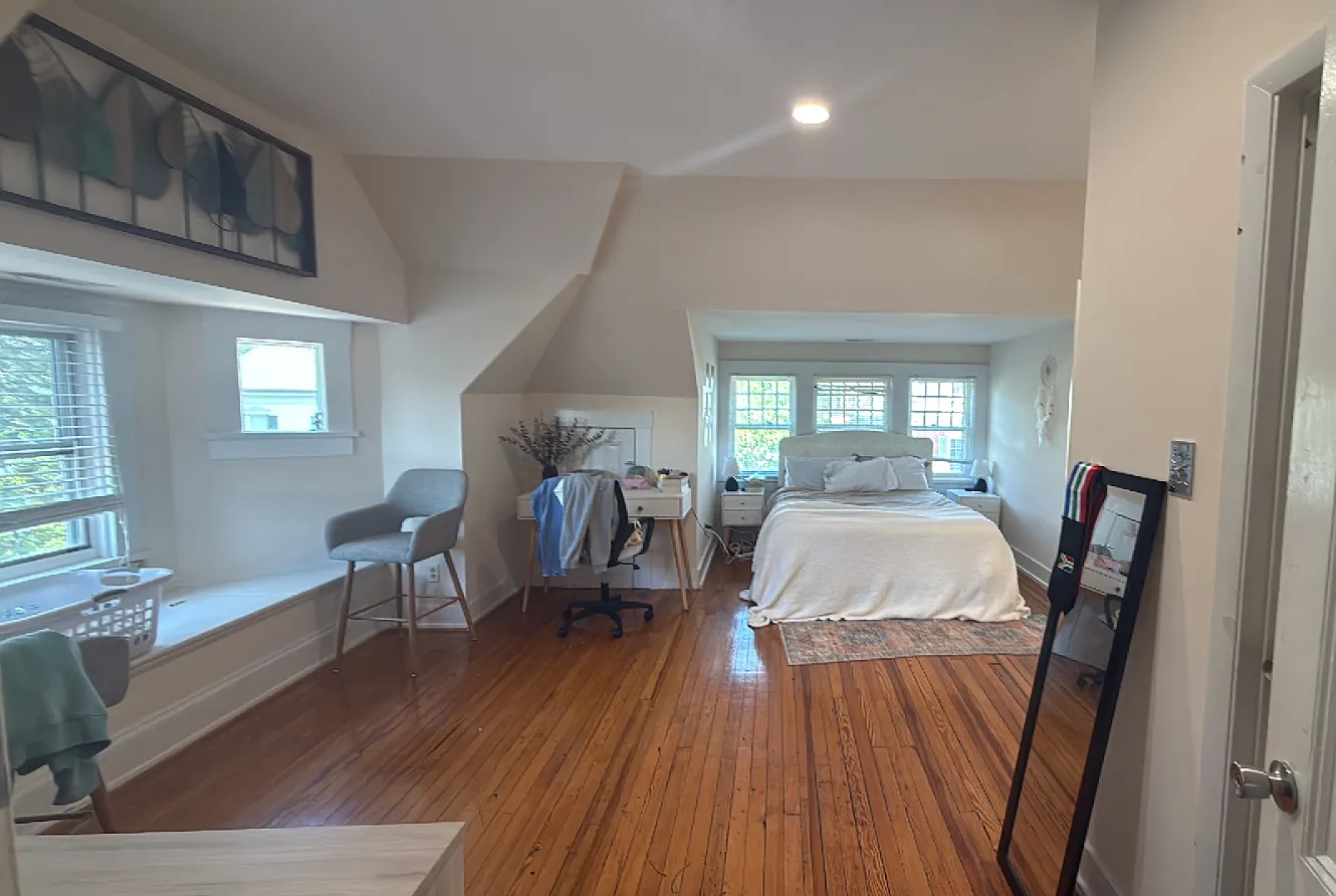 1 bed, 735 sqft, $1,950 — Photo 2
