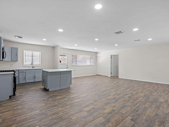 4th image of 9430 Album Ave