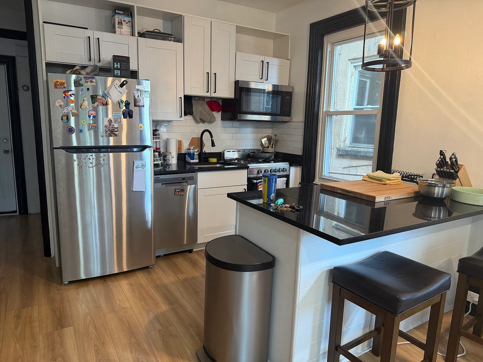 2 bed, 1000 sqft, $2,150 — Photo 4