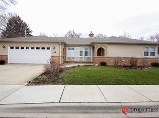 245 Lincoln St, Glenview, IL