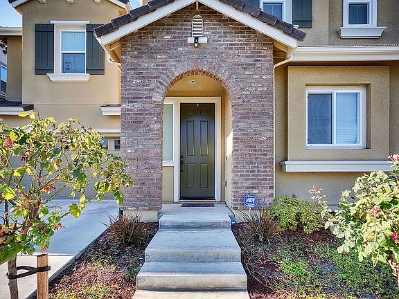 4th image of 3036 Pellier Pl