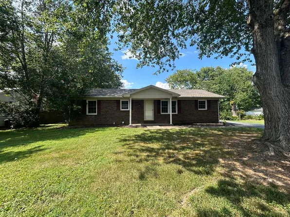 180 Skyview Dr, Bowling Green, KY 42104