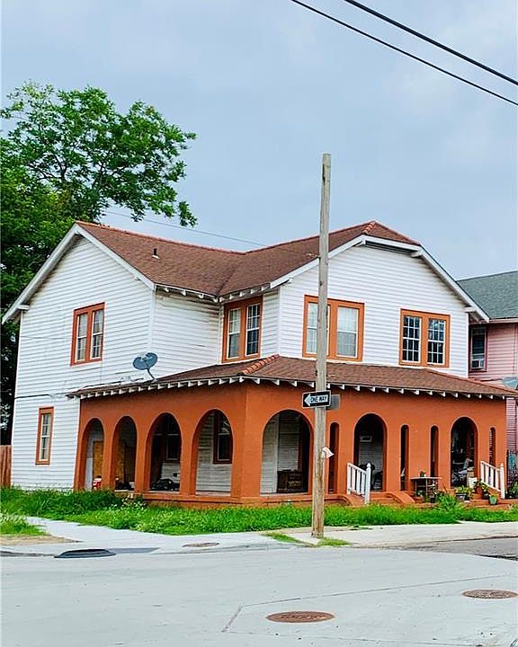 1st image of 4657-59 Clara St