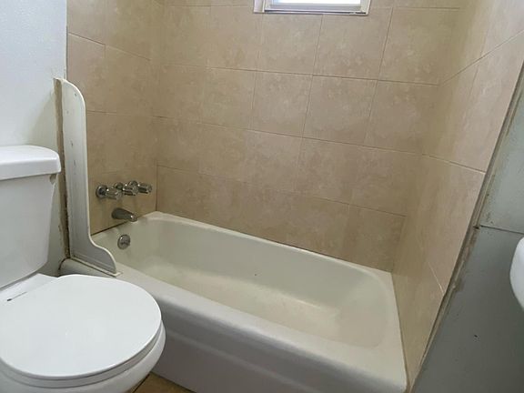 2nd image of 46 S Bleeker St #3A