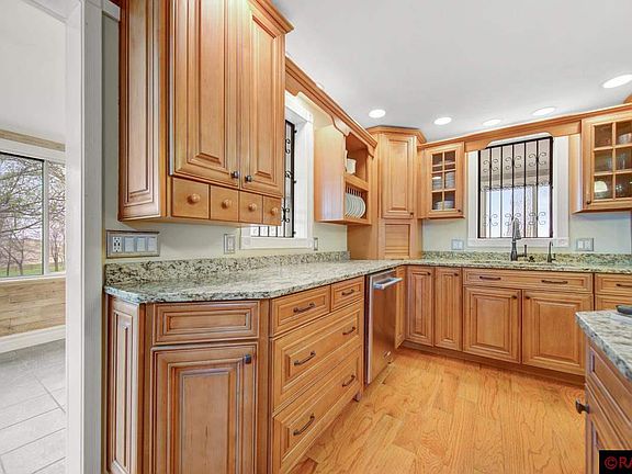 3rd image of 82126 280th St