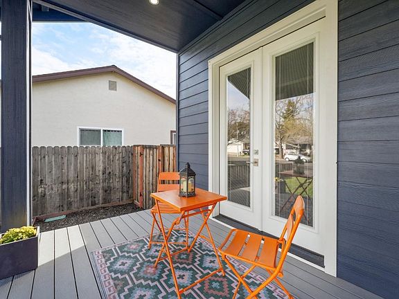 4th image of 3747 Skyview Drive