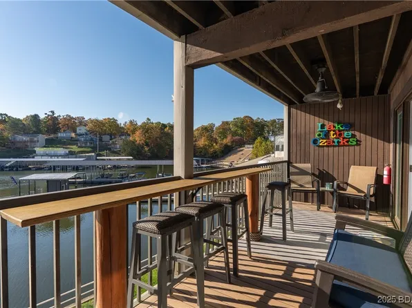 1522 Harbor Point Dr #E-201, Osage Beach, MO 65065