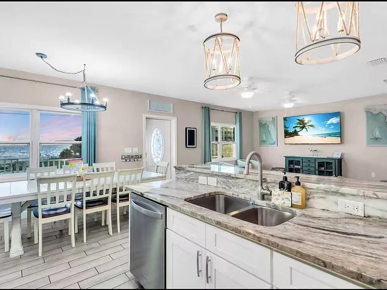 14133 Gulf Blvd — Photo 3
