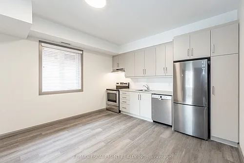 36 Grant Ave #2A Photo 1