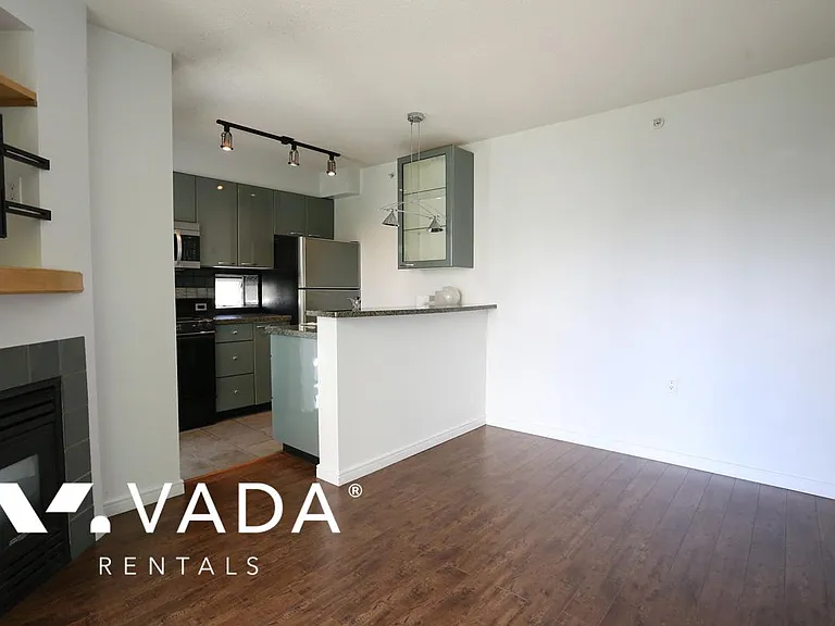 1068 Hornby St #509 — Photo 2