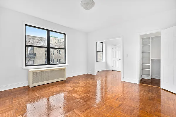 Rented by Compass | media 11