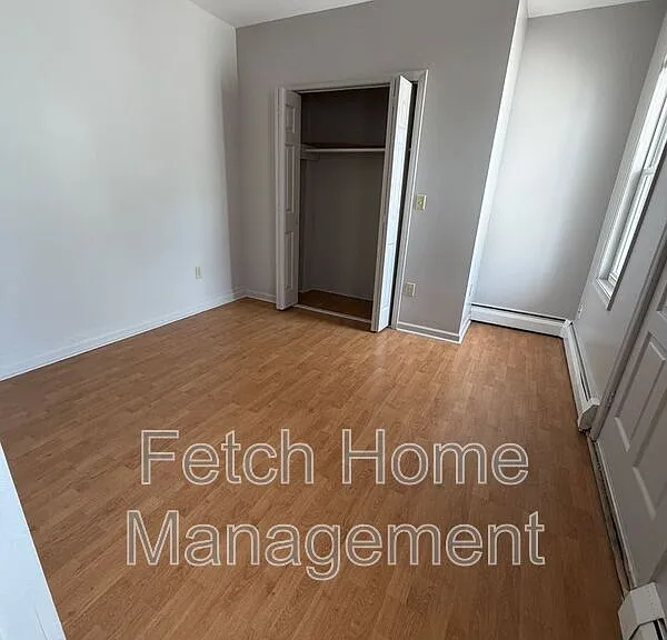 225 Front St — Photo 17