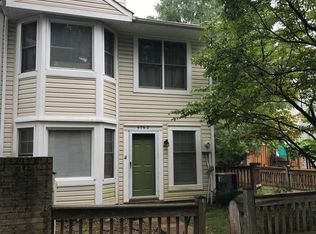 6062 Meadow Crest Ct, Centreville, VA 20121