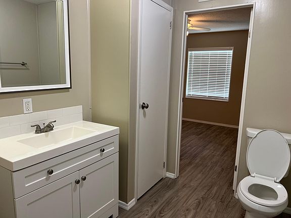 3rd image of 250 Golden Bay Blvd