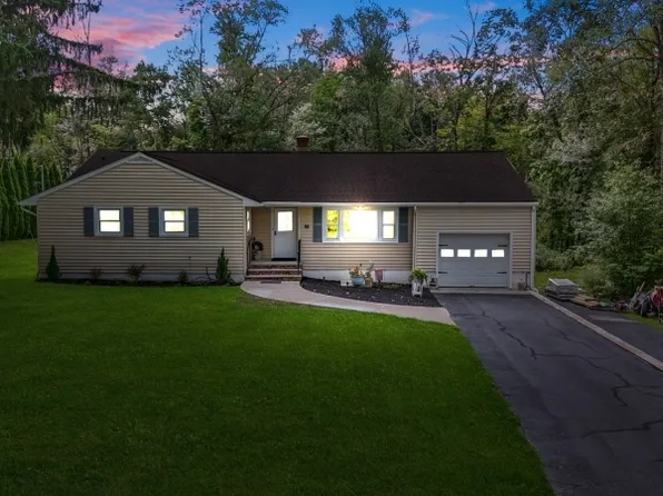 87 Maple Rd, Franklin Boro, NJ 07416