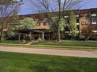 25805 Fairmount Blvd APT 109, Beachwood, OH