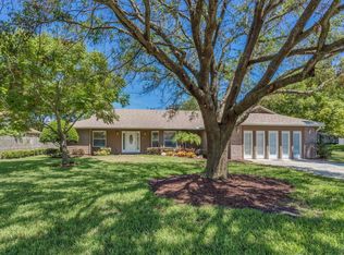 570 Valley Forge Rd N, Neptune Beach, FL 32266