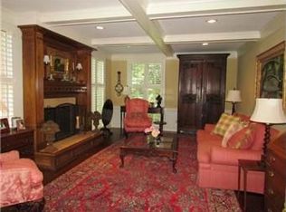 3621 W 122nd St, Leawood, KS 66209