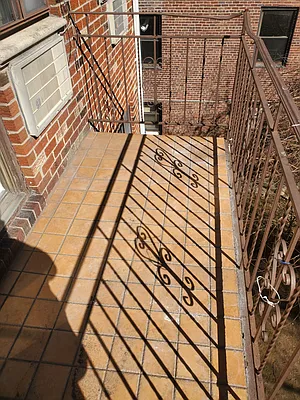 Rented by Metro Garden Realty NYC | media 54