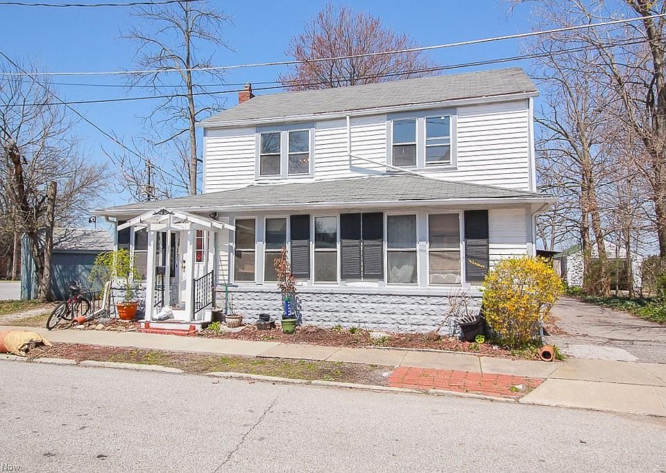 1st image of 38257 Prospect St