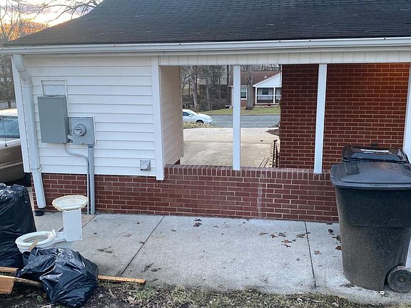 3rd image of 709 Bland Blvd