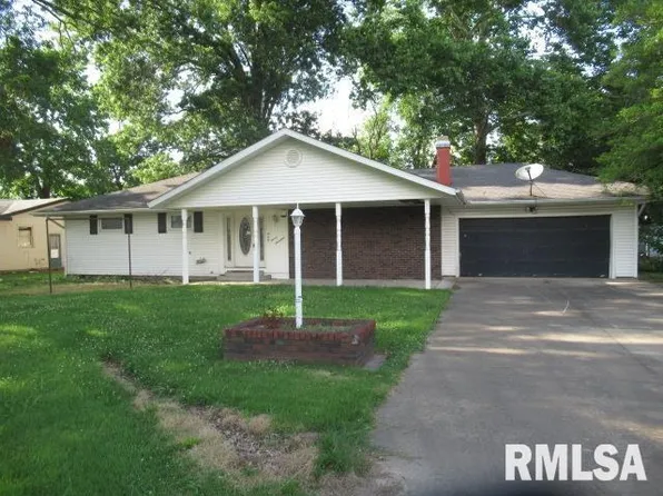 1117 E Ash St, Herrin, IL 62948