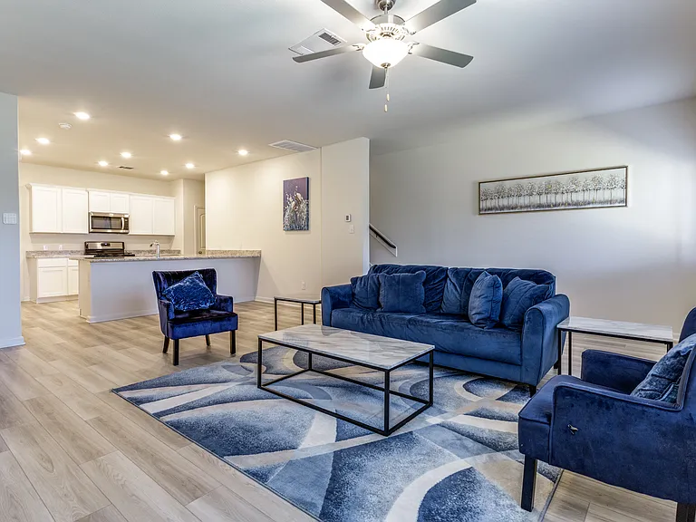 316 Stone Ct — Photo 8
