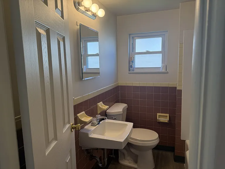 1409A Elm St #1409A — Photo 7