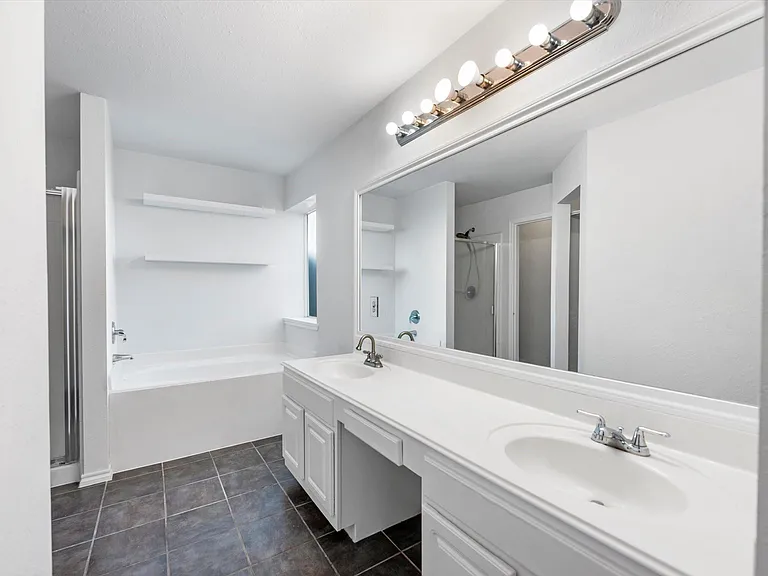 14306 Spring Marsh Ct — Photo 19